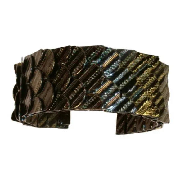 Jewelmint Black Swan Cuff - Picture 2 of 4